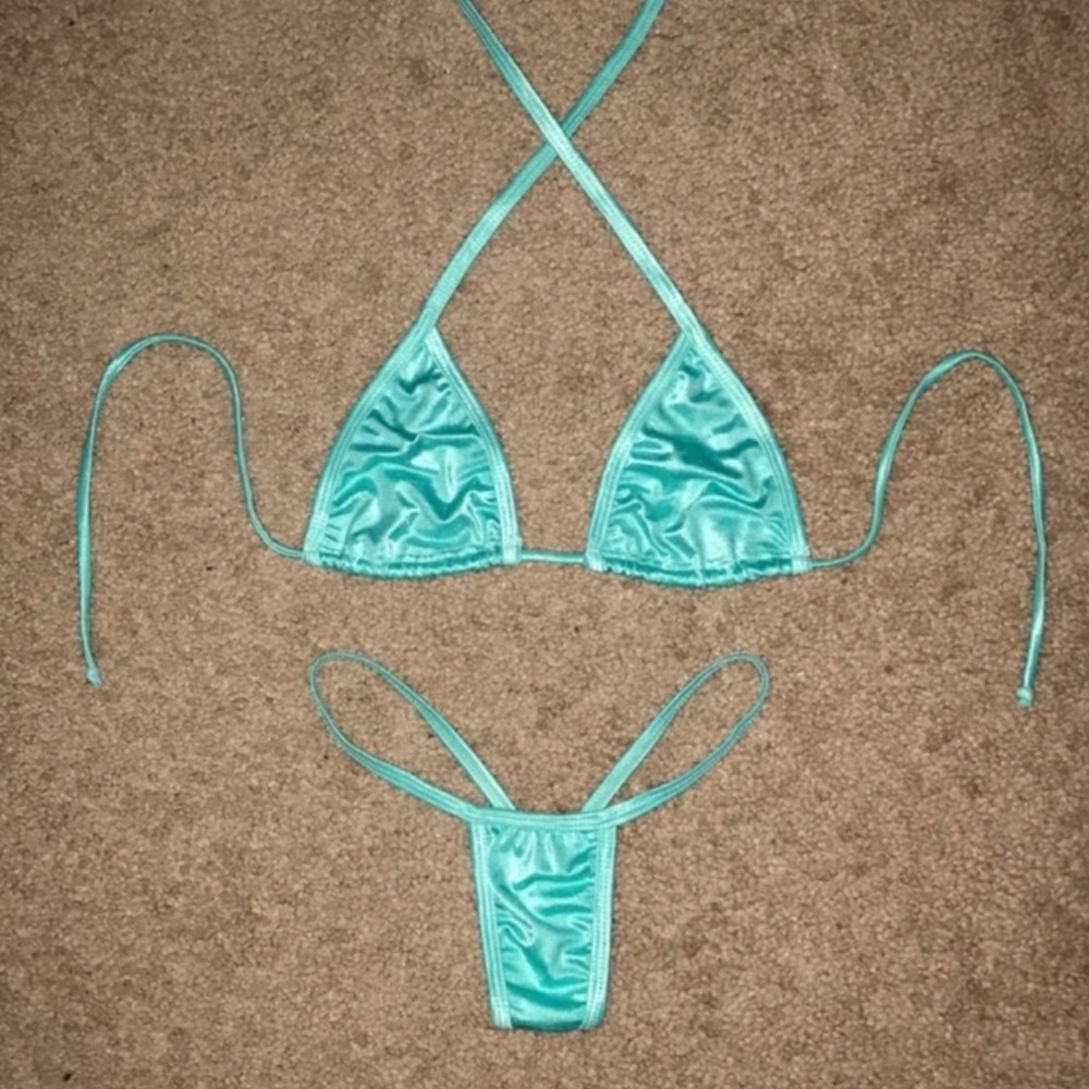 Pistachio stripper bikini set